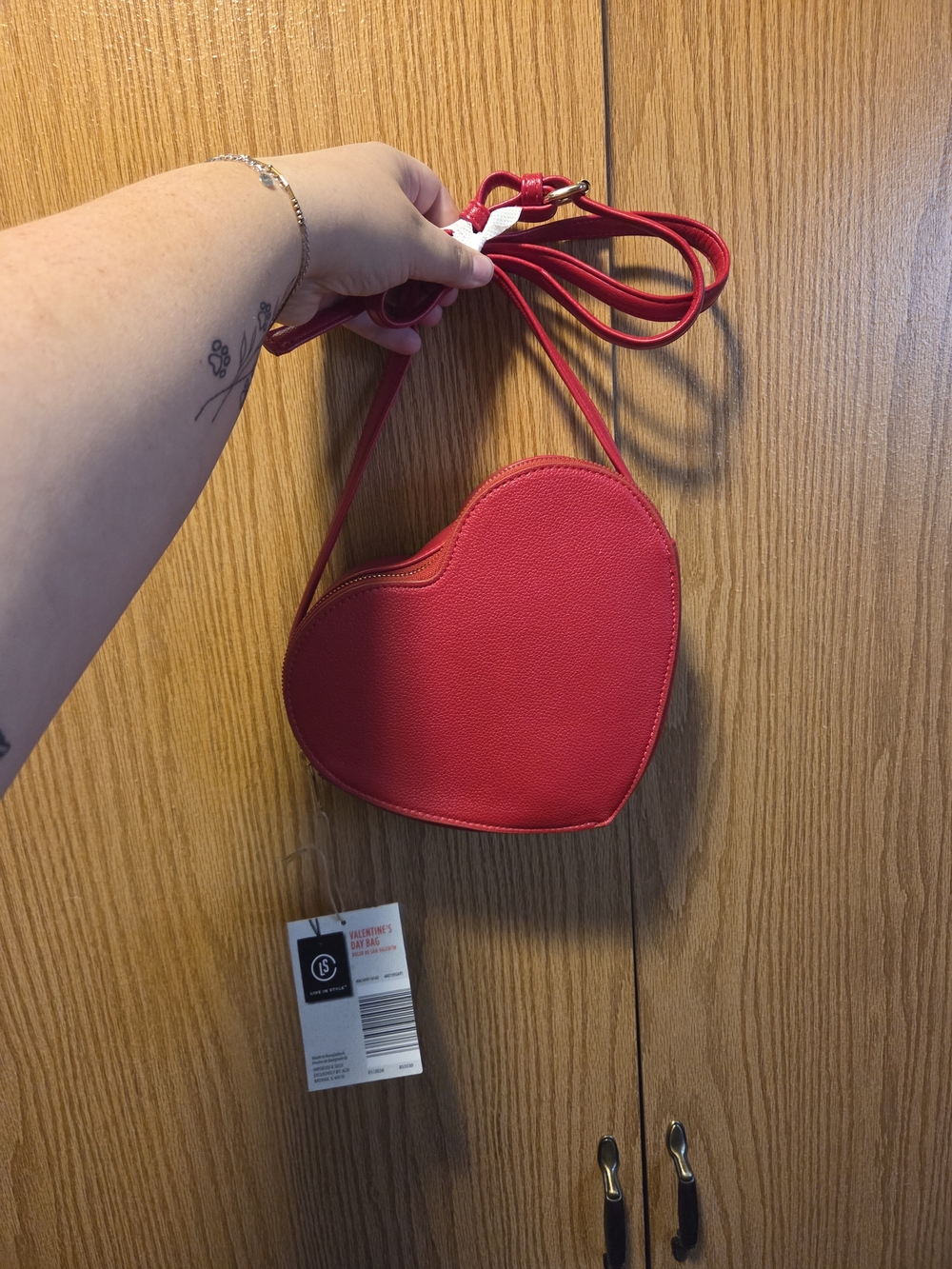 Red Heart-Shaped Crossbody Bag - Unbranded